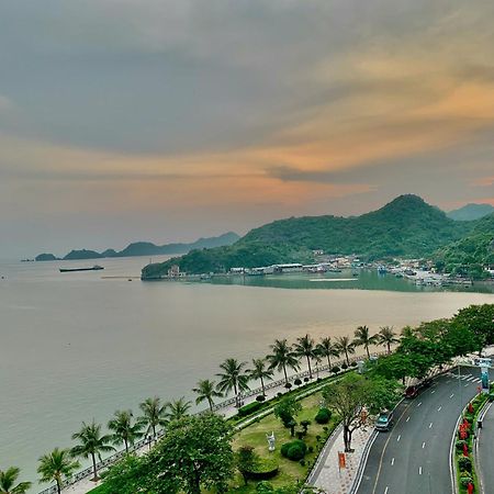 Cat Ba Bay Vision Hotel Dong Khe Sau Exterior photo